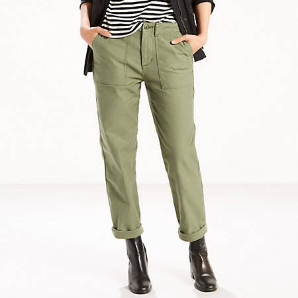 Levi's Utility Chino in Green